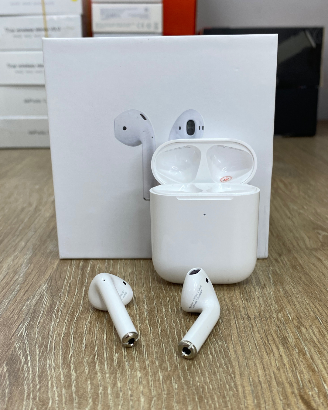 Combo Inteligente #8 Audífonos Serie 2 (1.1) + Batería portátil para iPhone - Marca MagSafe 5.000 mAh.